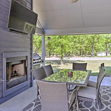 Modern Retreat With Gas Grill - Walk To Lake Texoma! Kingston Екстериор снимка