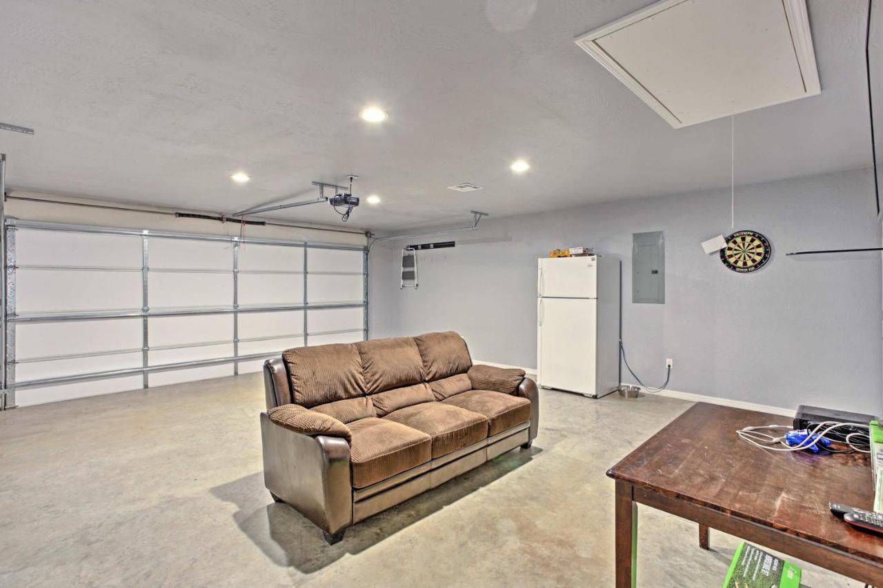 Modern Retreat With Gas Grill - Walk To Lake Texoma! Kingston Екстериор снимка
