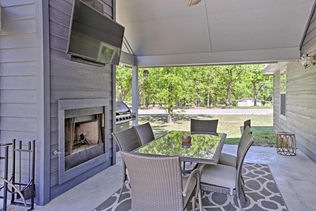 Modern Retreat With Gas Grill - Walk To Lake Texoma! Kingston Екстериор снимка